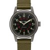 Bulova 98A255 herreklokke med sort urskive, røde og hvite tall og grønn tekstilrem