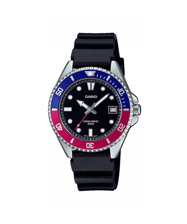 Casio Timeless MDV-10-1A2VEF klokke med sort urskive, blå og rød dreibar bezel, datovisning og sort resinrem.