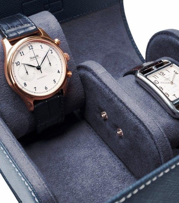 Alternative view of Leanschi 2 watch roll/blue leather